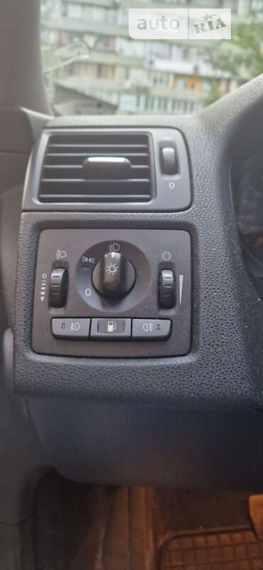Седан Volvo S40 2012 в Киеве
