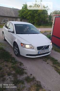 Седан Volvo S40 2012 в Калинівці