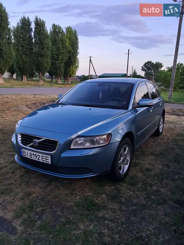 Volvo S40