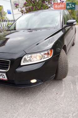 Седан Volvo S40 2007 в Львове