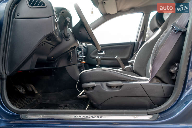 Седан Volvo S40 2002 в Кам'янець-Подільському фото 18 Седан Volvo S40 2002 в Кам'янець-Подільському
