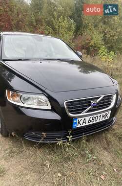 Седан Volvo S40 2009 в Киеве