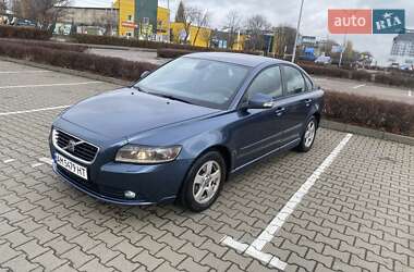 Седан Volvo S40 2009 в Житомире