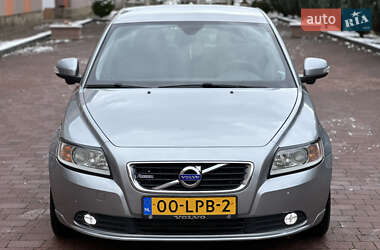 Седан Volvo S40 2011 в Стрые