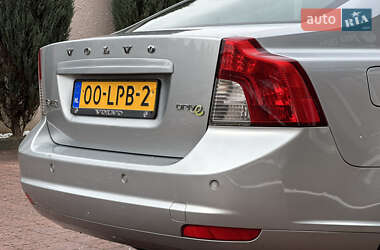 Седан Volvo S40 2011 в Стрые