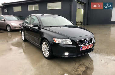 Седан Volvo S40 2011 в Ровно