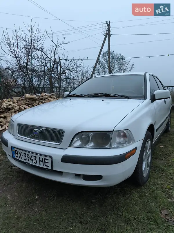 Volvo S40