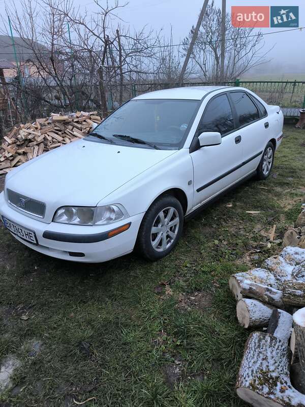 Седан Volvo S40 2002 в Хмельницком