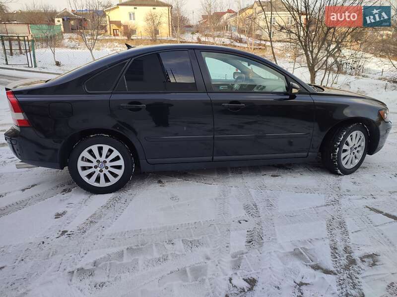 Седан Volvo S40 2004 в Тернополе