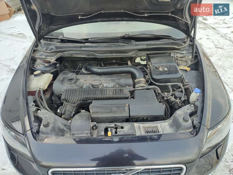 Седан Volvo S40 2004 в Тернополе