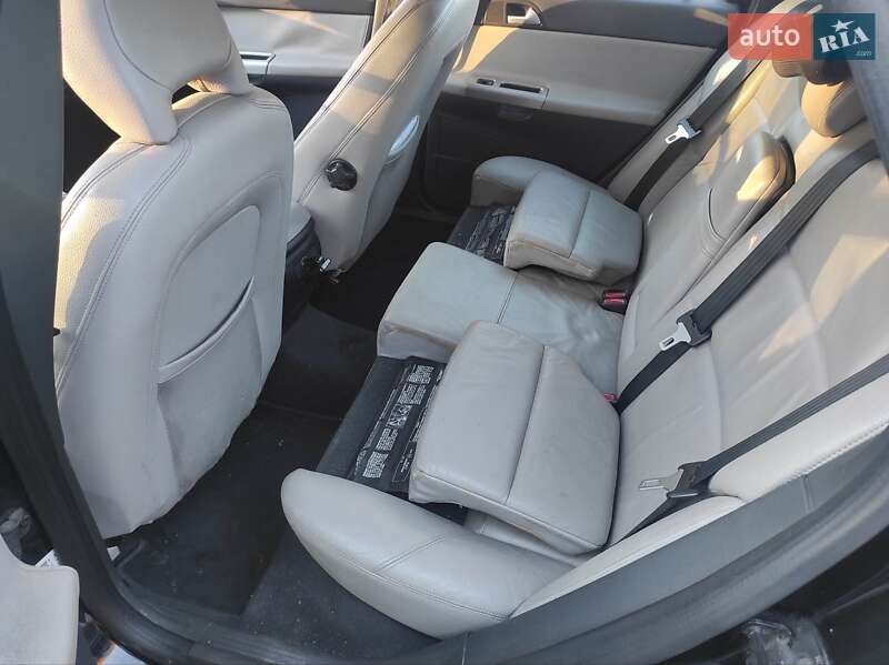 Седан Volvo S40 2004 в Лубнах