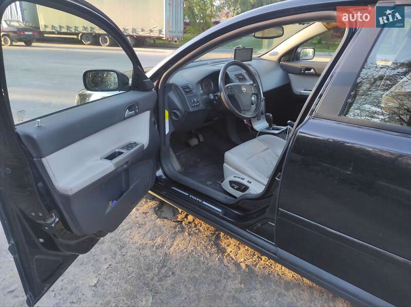 Седан Volvo S40 2004 в Лубнах