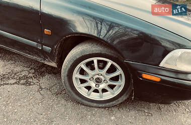 Седан Volvo S40 1997 в Ровно