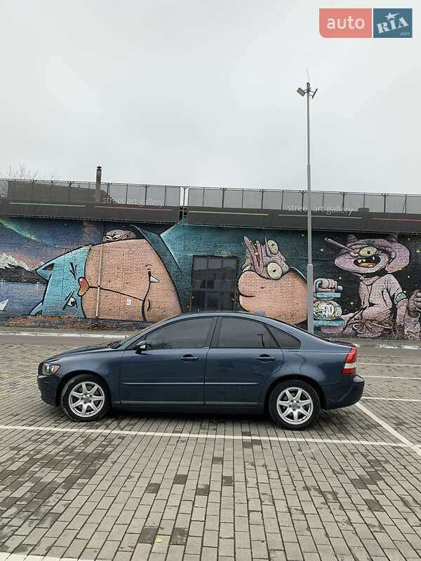 Седан Volvo S40 2005 в Луцке