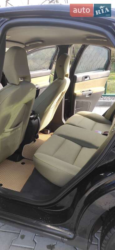 Седан Volvo S40 2009 в Старом Самборе