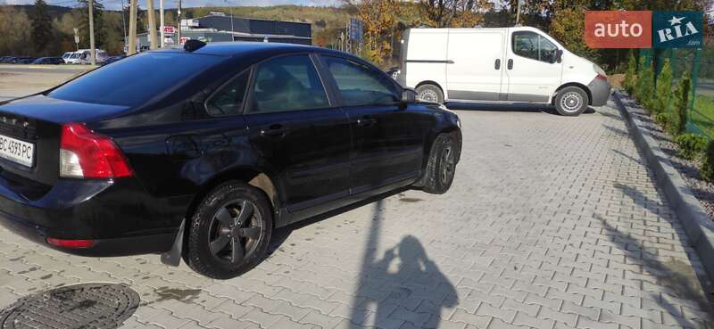Седан Volvo S40 2009 в Старом Самборе