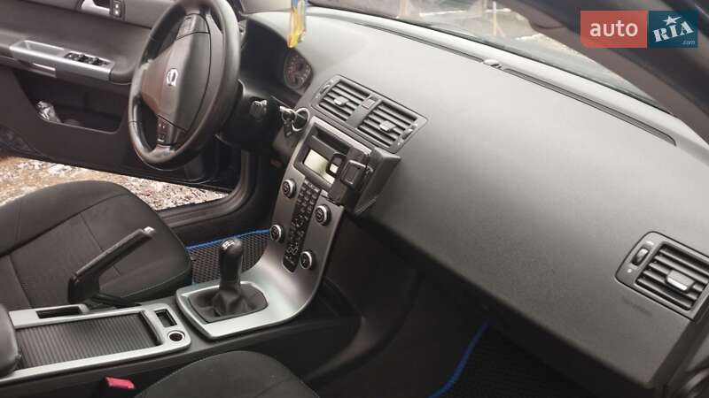 Седан Volvo S40 2007 в Звягеле
