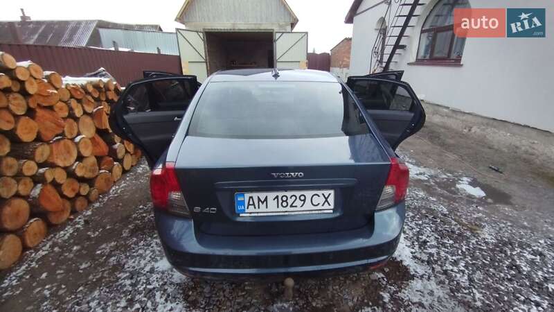 Седан Volvo S40 2007 в Звягеле