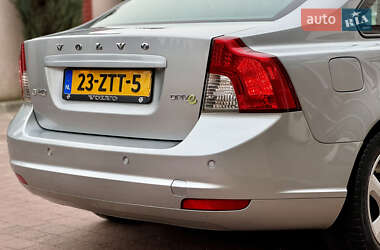 Седан Volvo S40 2011 в Стрые