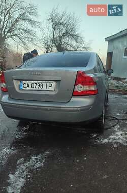 Седан Volvo S40 2004 в 