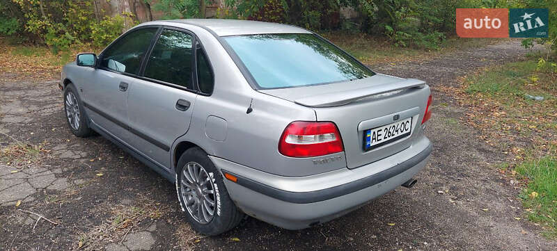 Седан Volvo S40 1997 в Марганце