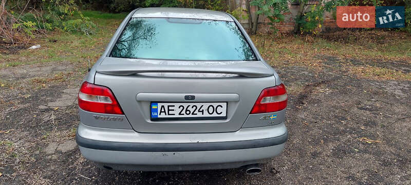 Седан Volvo S40 1997 в Марганце