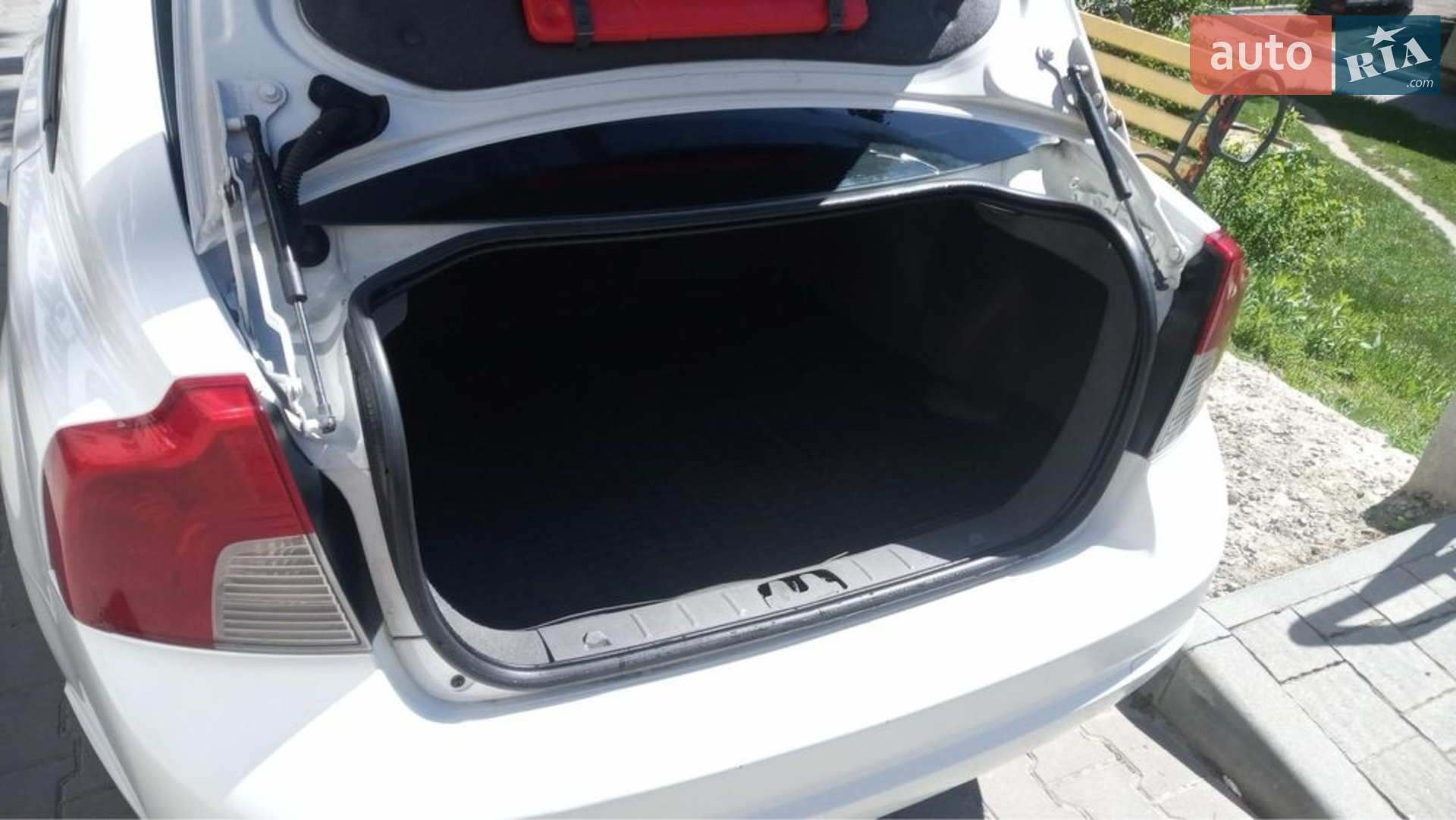 2012 Volvo S40 - мініатюра 4