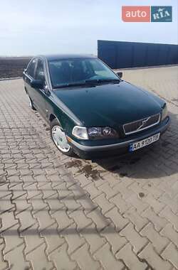 Седан Volvo S40 1999 в Умані