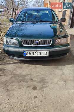 Седан Volvo S40 1999 в Умані