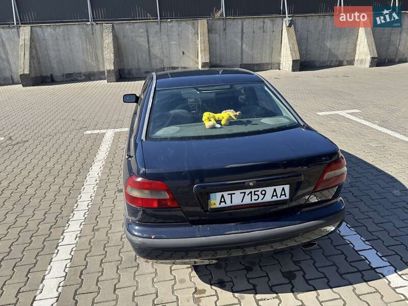 Седан Volvo S40 2000 в Івано-Франківську