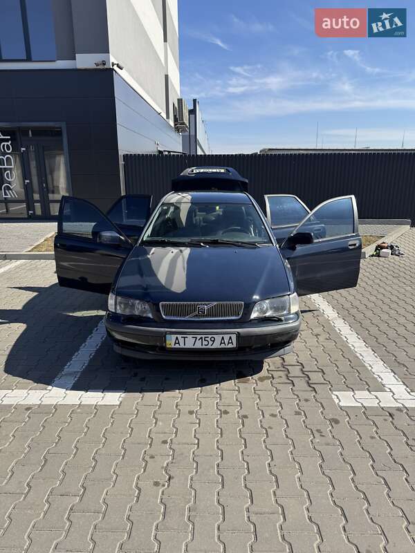 Седан Volvo S40 2000 в Івано-Франківську