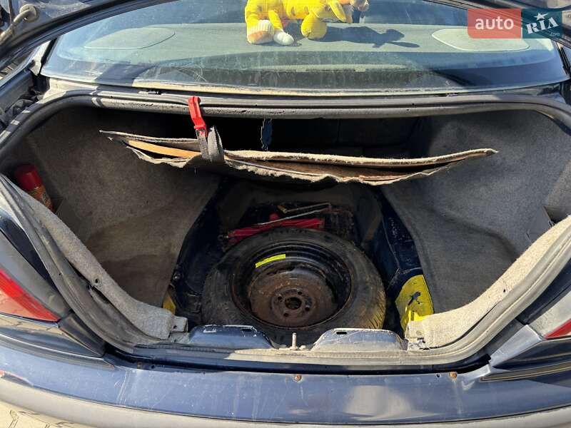 Седан Volvo S40 2000 в Івано-Франківську