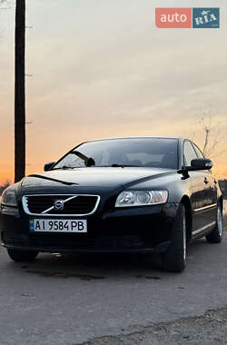 Седан Volvo S40 2008 в Ружині