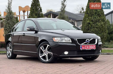 Седан Volvo S40 2012 в 