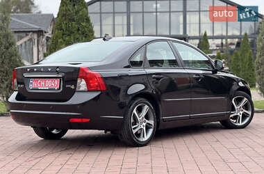 Седан Volvo S40 2012 в 