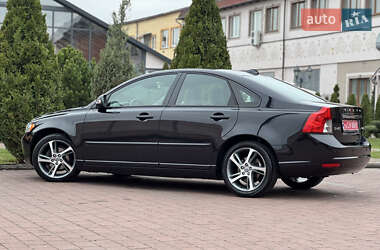 Седан Volvo S40 2012 в 
