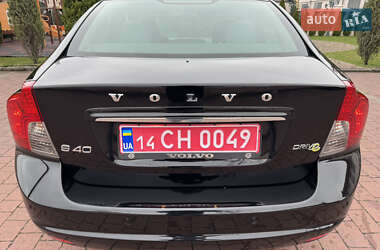 Седан Volvo S40 2012 в 