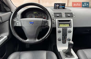 Седан Volvo S40 2012 в 