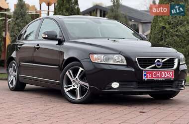 Седан Volvo S40 2012 в 