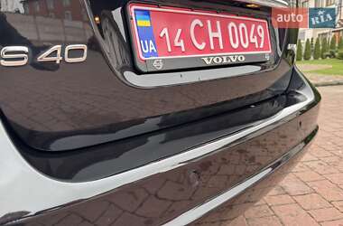 Седан Volvo S40 2012 в 