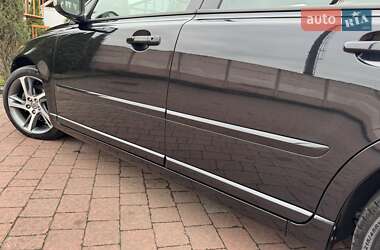 Седан Volvo S40 2012 в 