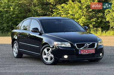 Седан Volvo S40 2012 в 