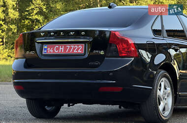 Седан Volvo S40 2012 в 