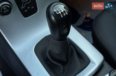 Седан Volvo S40 2012 в 