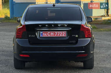 Седан Volvo S40 2012 в 