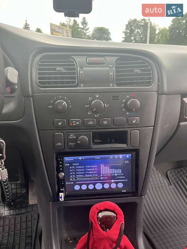 Седан Volvo S40 2004 в Рівному