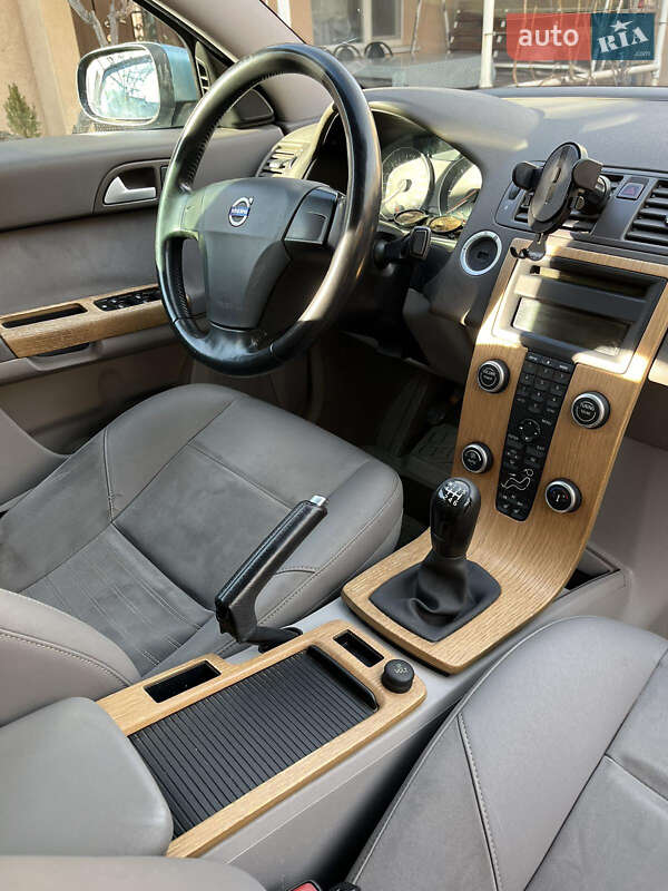 Седан Volvo S40 2007 в Измаиле