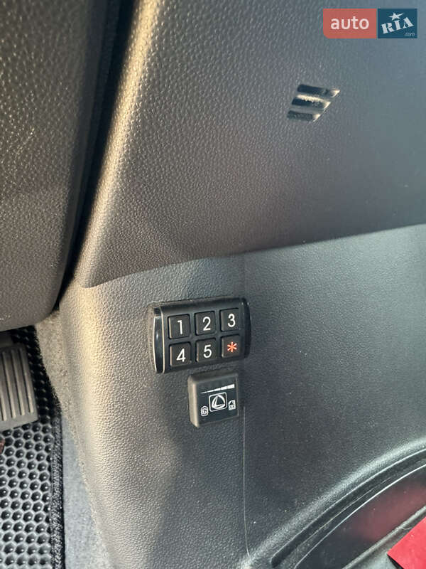 Седан Volvo S40 2012 в Києві