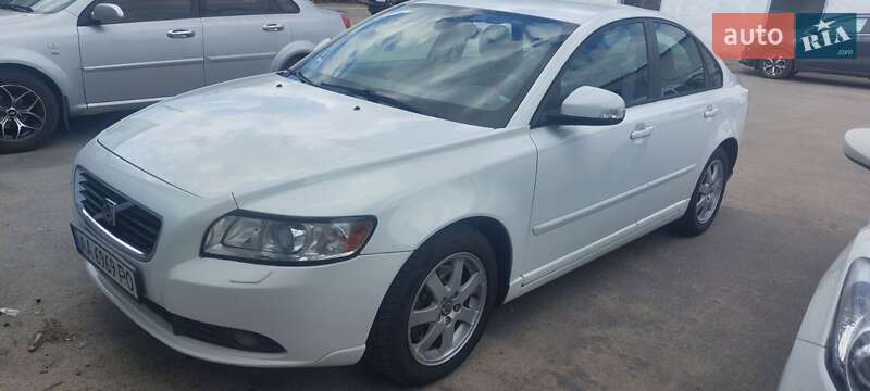 Седан Volvo S40 2009 в Черкассах