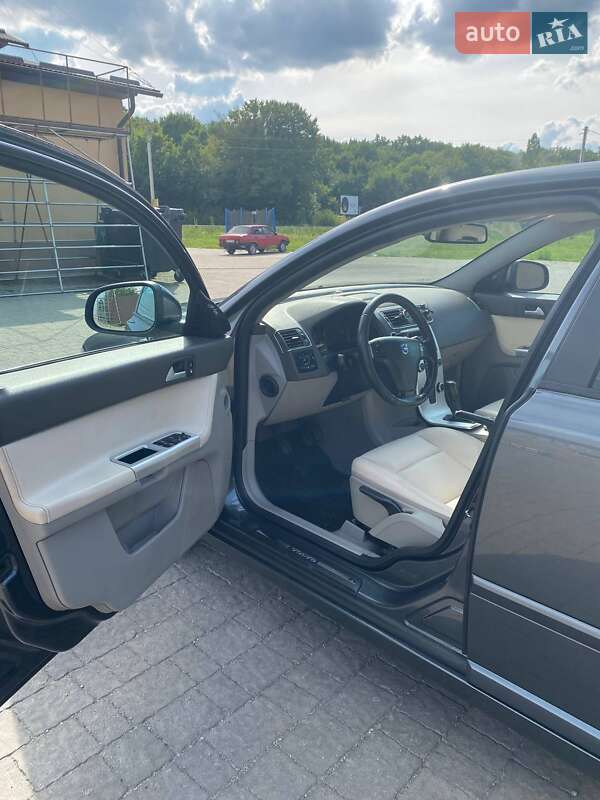 Седан Volvo S40 2011 в Копичинці